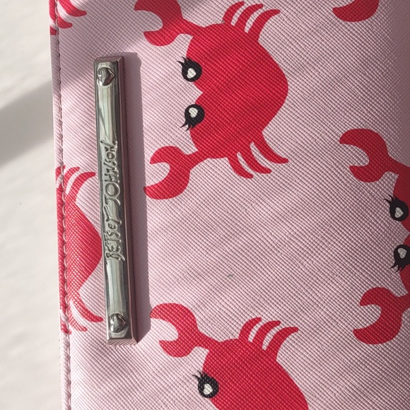 Betsy Johnson Crab Wallet wristlet RARE - Picture 2 of 10